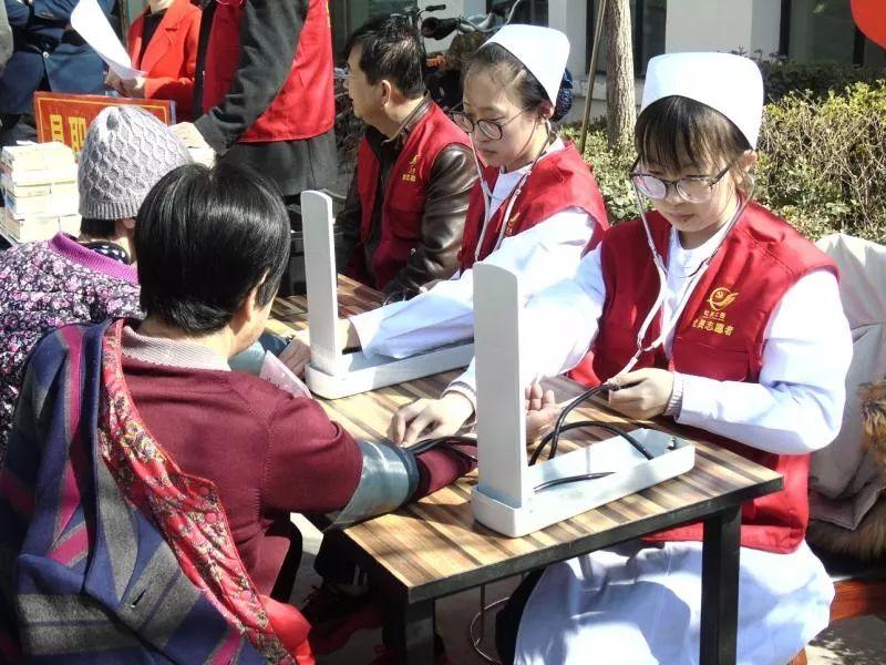 无需本金，日赚300，数字时代的副业新机遇