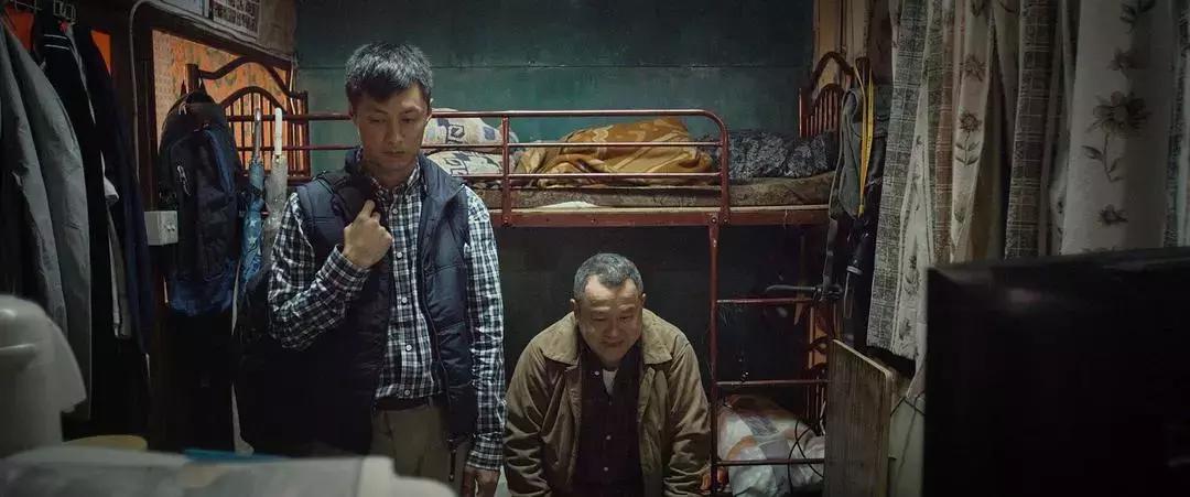 曾志伟与香港三期必出一期的公益力量，共筑希望之桥