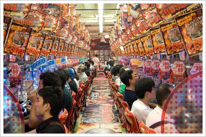 2046新澳门走势图分析，透视未来博彩业的新篇章新浪澳门即时动态